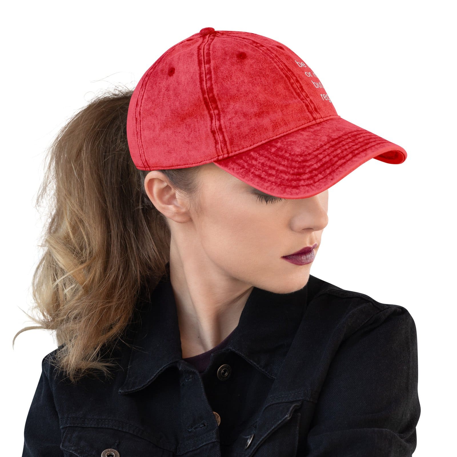 Classic embroidery cap - Image 12